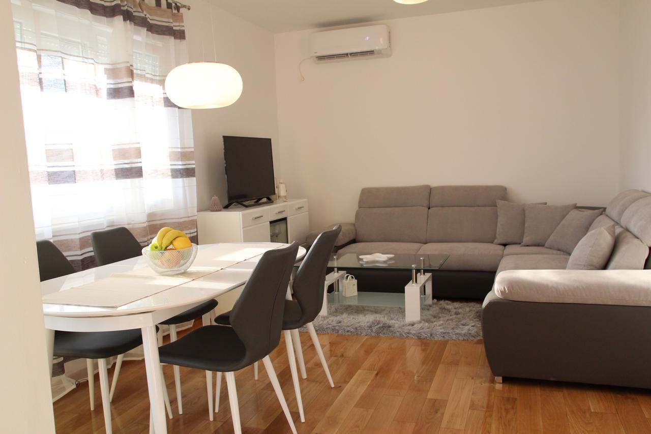 Apartment Mario Podstrana Exterior foto